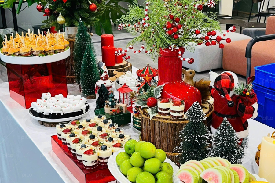 Tiệc Tea Break Giáng Sinh Santa To Here 5