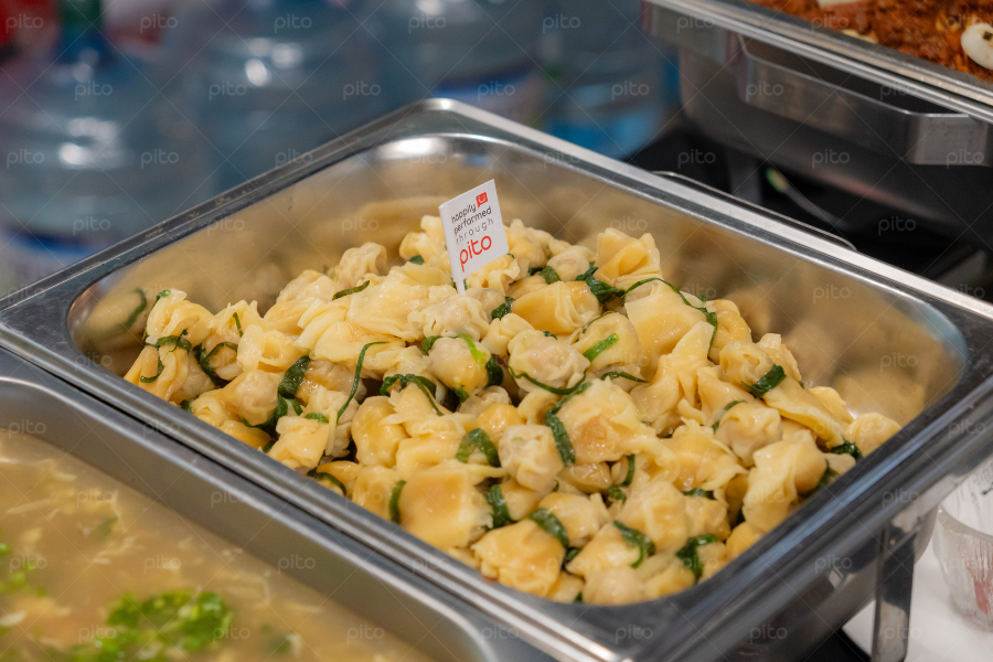 Tiệc Buffet Halloween Cuộc Chiến Zombie 4