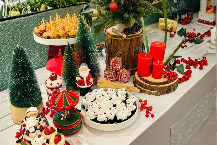 Tiệc Tea Break Giáng Sinh Santa To Here 4