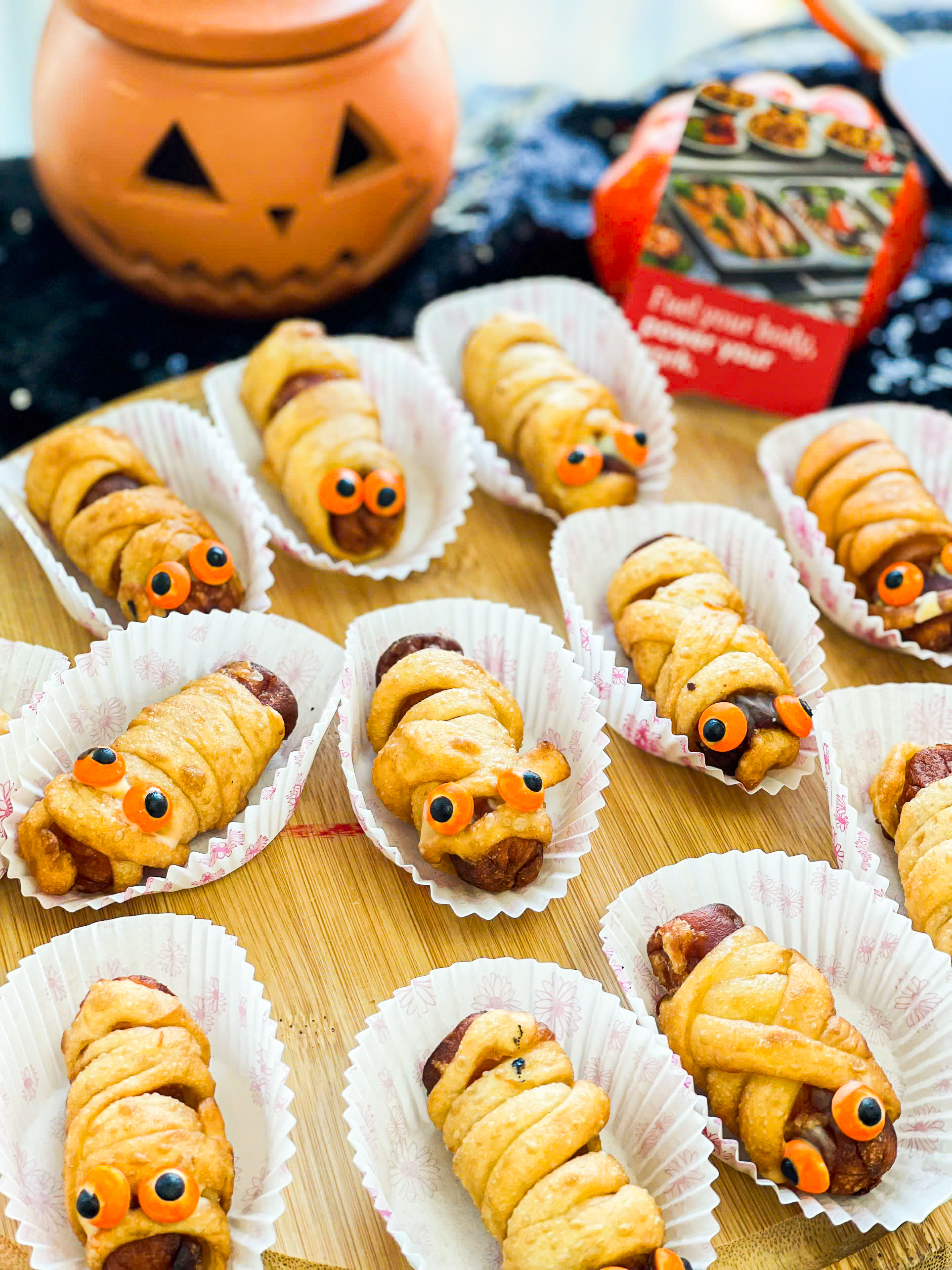 Box 30 Bánh Hotdog Tạo Hình Xác Ướp 2