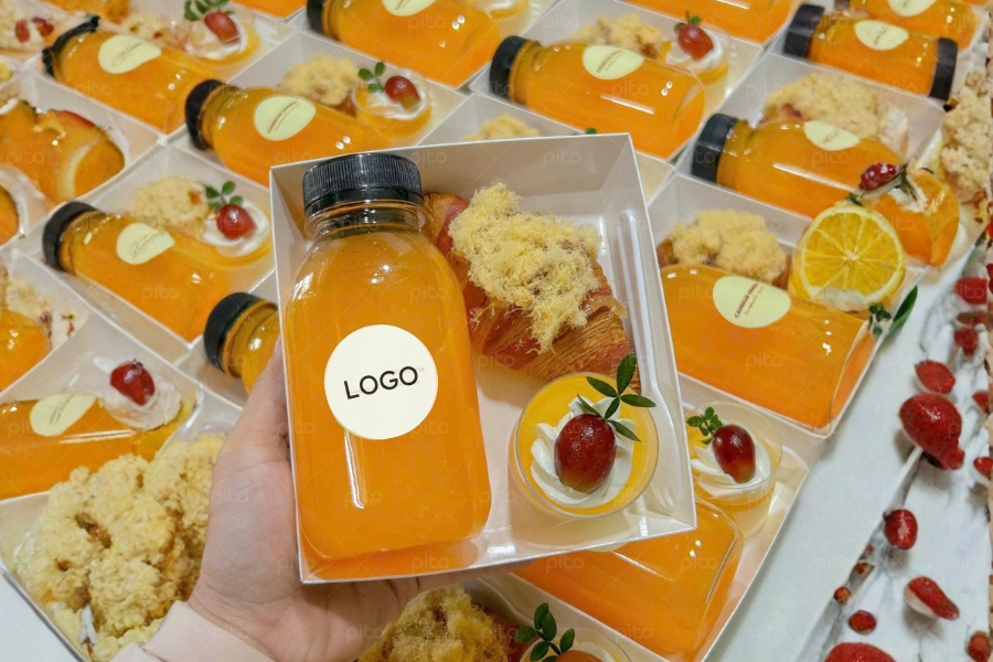 Box Nước Ép Và Bánh