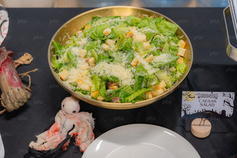Tiệc Buffet Halloween Cuộc Chiến Zombie 3