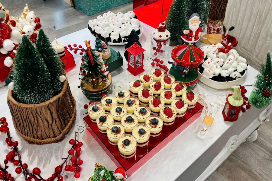 Tiệc Tea Break Giáng Sinh Santa To Here 3